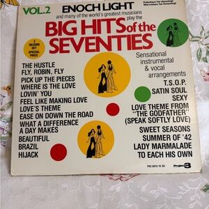 Big Hits of the 70’s classic hits vinyl record.